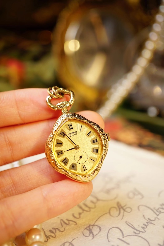 值得珍藏！绝美雕金工艺怀表