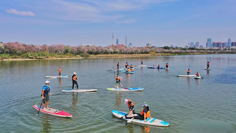乐水桨板俱乐部·团建·亲子-【双人同船】桨板/皮划艇1小时·水上探索海珠湖-新滘中路88号海珠同创汇东1街105号